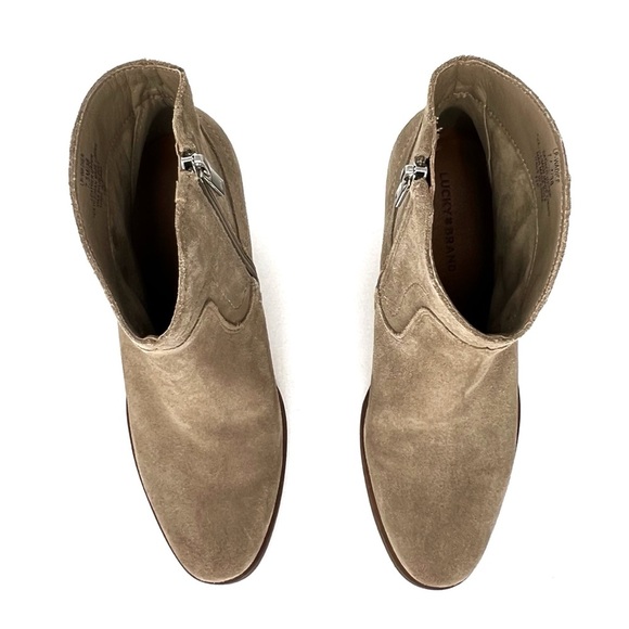 NEW Lucky Brand Wadier Booties Size 7.5 Wedge Heel Tan Suede Ankle Boots New - Picture 6 of 11